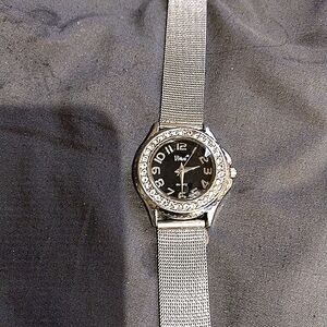 Vivani Swatch Lady K9020BLK